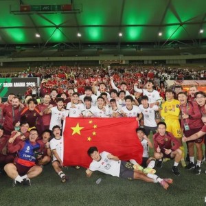 AG体育官方网站-跪地道歉！越南队头号球星被打服，53岁安东尼奥找到日本队漏洞